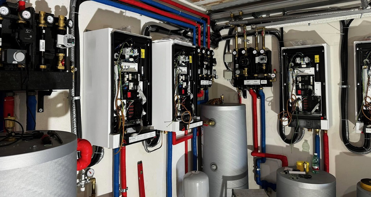 Centrali termiche a pompa di calore full electric realizzate da Termotecnica Service